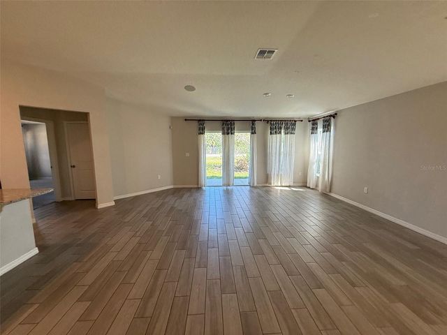 1037 AUGUSTUS DRIVE, Davenport, FL 33896