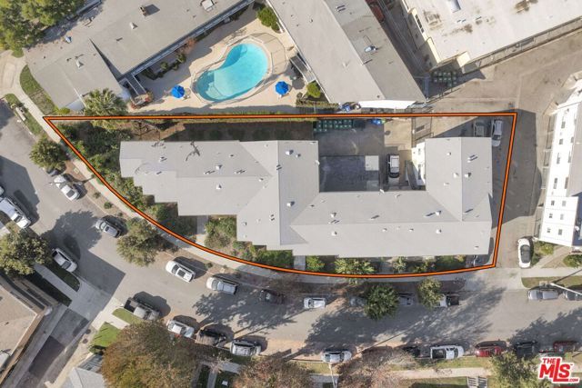 3867 Potomac Avenue, Los Angeles, CA 90008