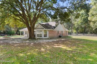 22817 Alamosa Drive, Moss Point, MS 39562