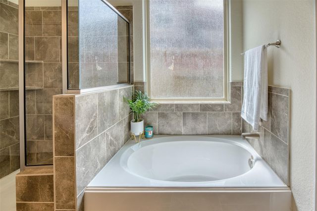 22418 Mary Rogers Trail, Richmond, TX 77469