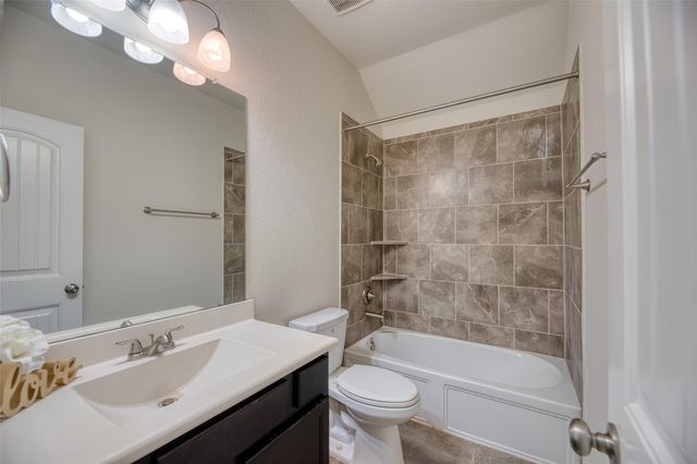 22418 Mary Rogers Trail, Richmond, TX 77469