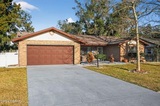 2001 Kenilworth Avenue, South Daytona, FL 32119