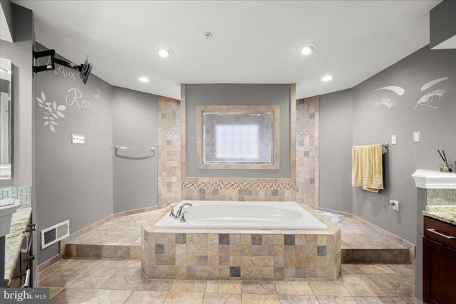 6502 CHATHAM PARK DR, Brandywine, MD 20613