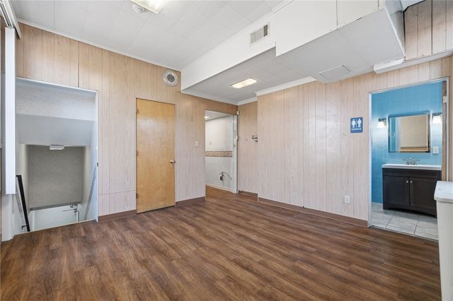 806 West St, Homestead, PA 15120