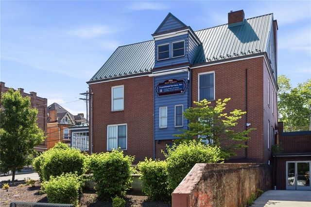 806 West St, Homestead, PA 15120