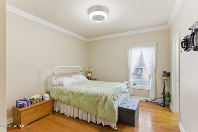 92 N Claymore Lane, Oak Ridge, TN 37830