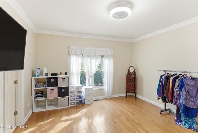 92 N Claymore Lane, Oak Ridge, TN 37830