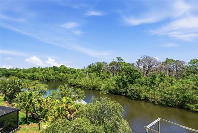 1130 S FLORIDA AVENUE, Tarpon Springs, FL 34689