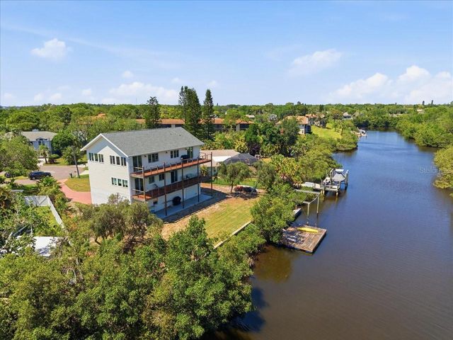 1130 S FLORIDA AVENUE, Tarpon Springs, FL 34689