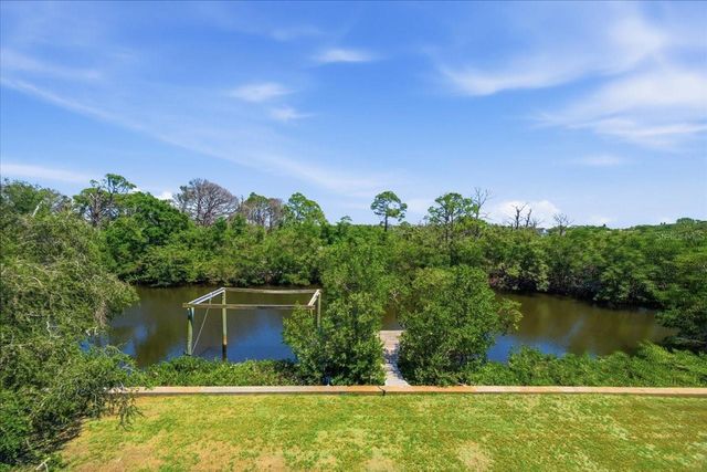 1130 S FLORIDA AVENUE, Tarpon Springs, FL 34689