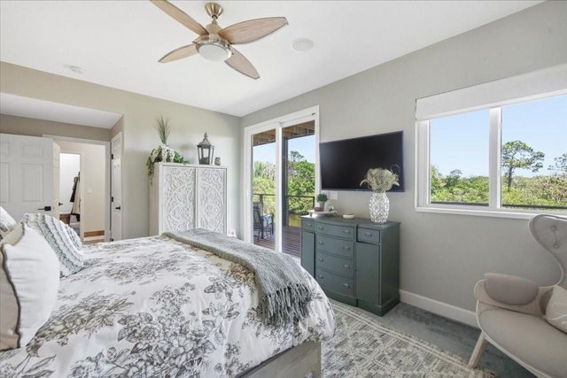 1130 S FLORIDA AVENUE, Tarpon Springs, FL 34689
