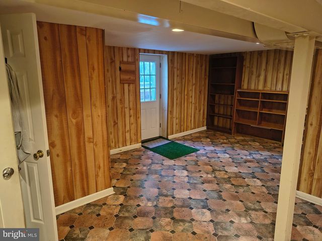 9316 SUDBURY RD, Silver Spring, MD 20901