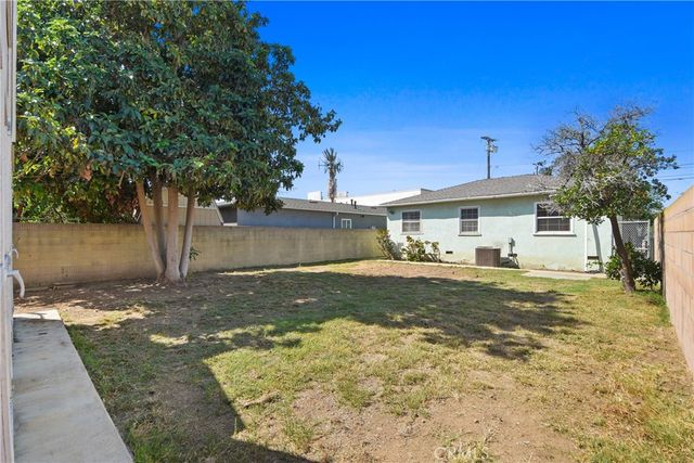 1430 Lakme Avenue, Wilmington, CA 90744