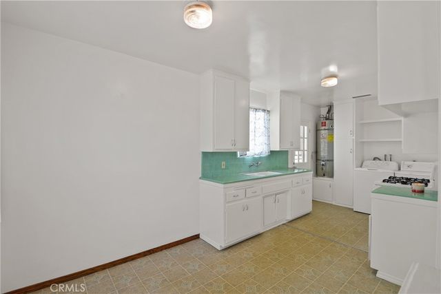 1430 Lakme Avenue, Wilmington, CA 90744