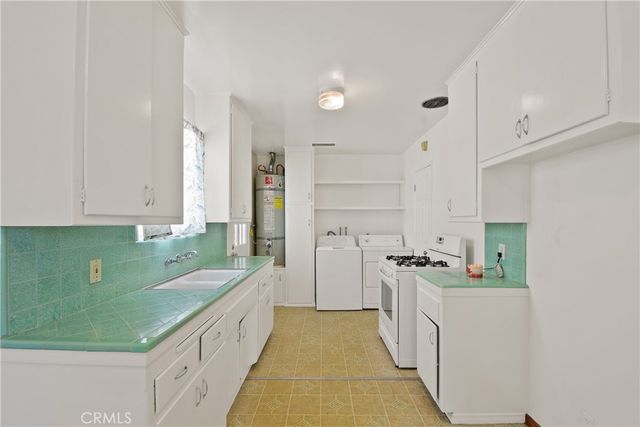 1430 Lakme Avenue, Wilmington, CA 90744