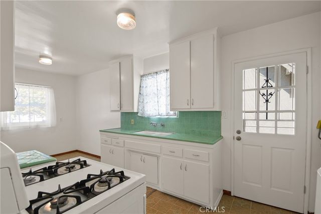 1430 Lakme Avenue, Wilmington, CA 90744