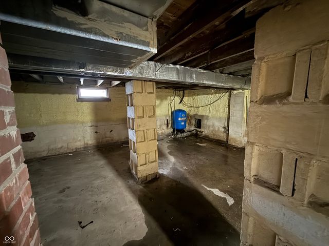 7077 W 450 S, Williamsport, IN 47993