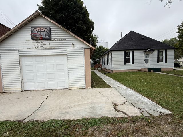 7077 W 450 S, Williamsport, IN 47993