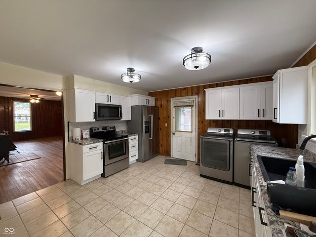 7077 W 450 S, Williamsport, IN 47993