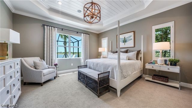 4691 SkySail DR, Naples, FL 34120