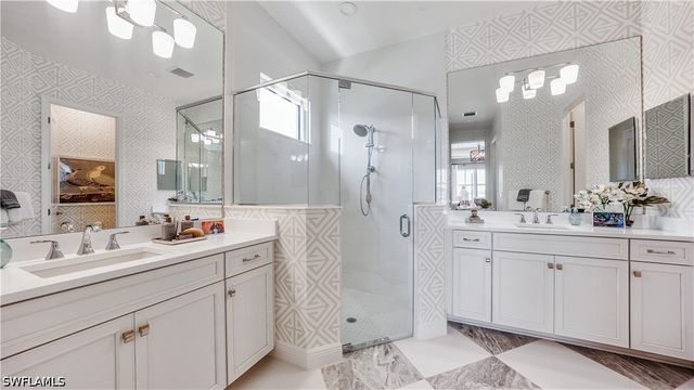 4691 SkySail DR, Naples, FL 34120