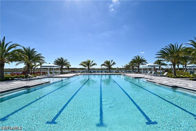 4691 SkySail DR, Naples, FL 34120