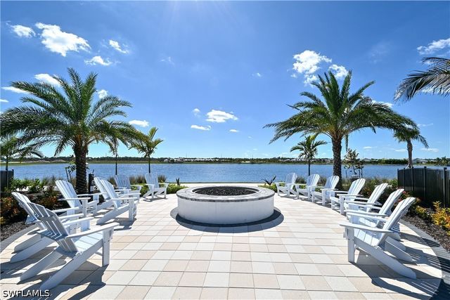 4691 SkySail DR, Naples, FL 34120