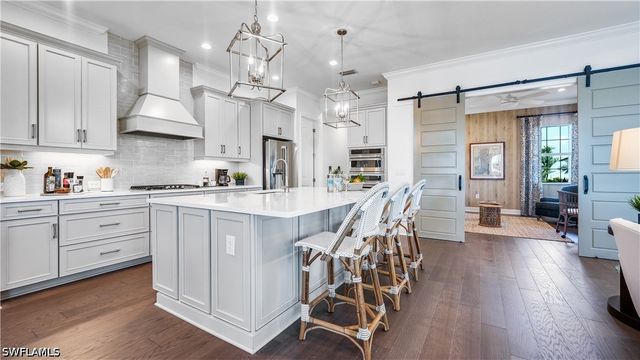 4691 SkySail DR, Naples, FL 34120