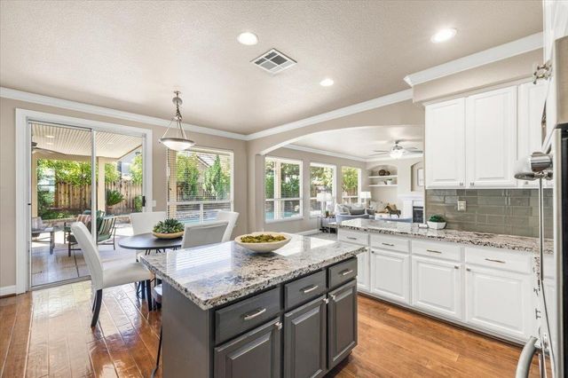 8952 Water Song Cir, Roseville, CA 95747