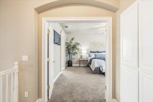 8952 Water Song Cir, Roseville, CA 95747