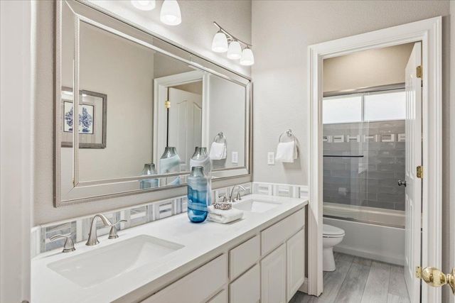 8952 Water Song Cir, Roseville, CA 95747