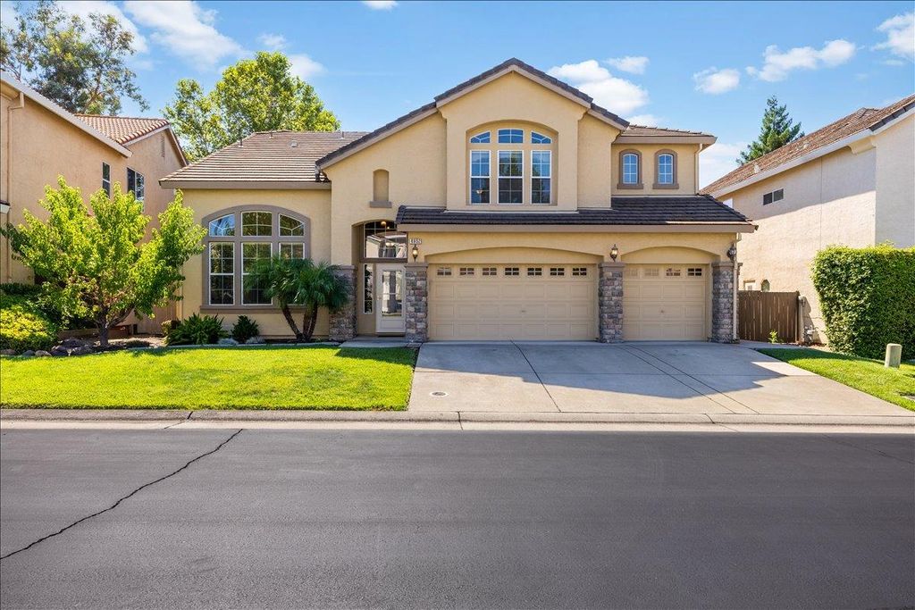 8952 Water Song Cir, Roseville, CA 95747