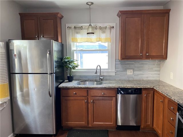 56 Netherton Road, Rochester, NY 14609