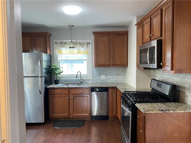 56 Netherton Road, Rochester, NY 14609