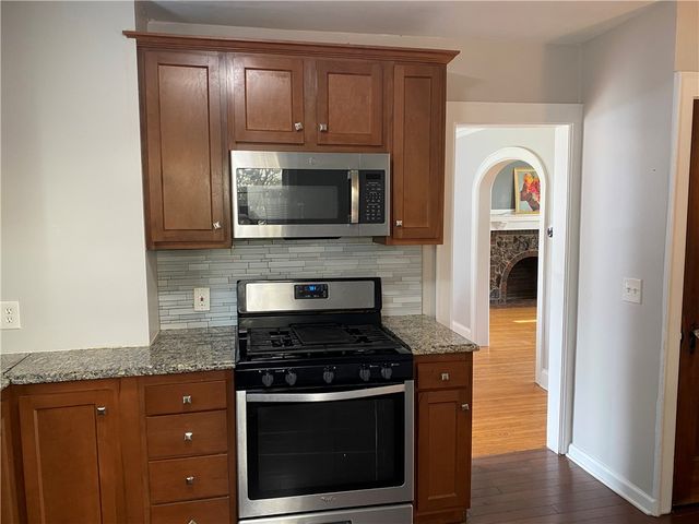 56 Netherton Road, Rochester, NY 14609