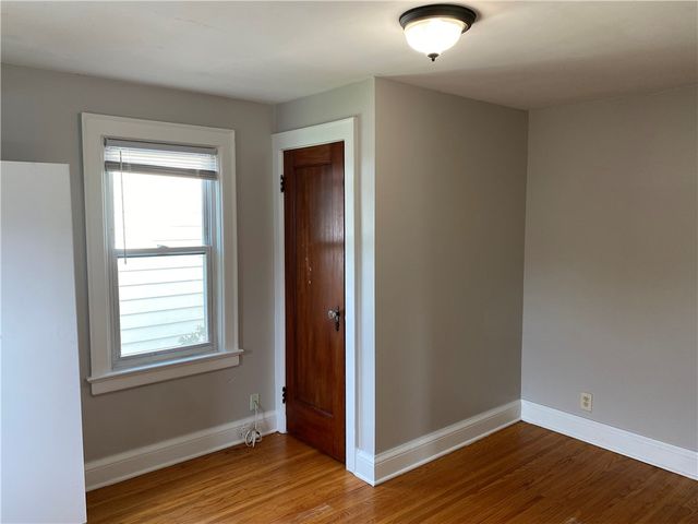 56 Netherton Road, Rochester, NY 14609