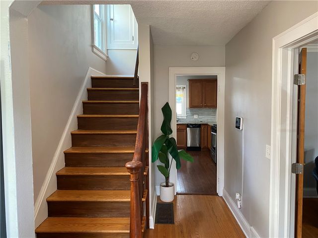 56 Netherton Road, Rochester, NY 14609