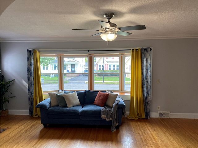 56 Netherton Road, Rochester, NY 14609