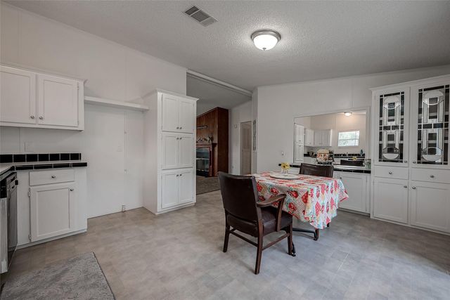 16861 W Lynbrook, Montgomery, TX 77316