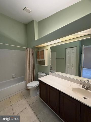 302 TWISTED STALK DR, Gaithersburg, MD 20878