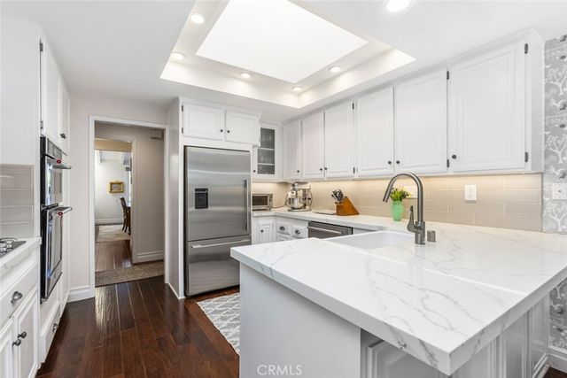 30 Jetty Drive, Corona Del Mar, CA 92625