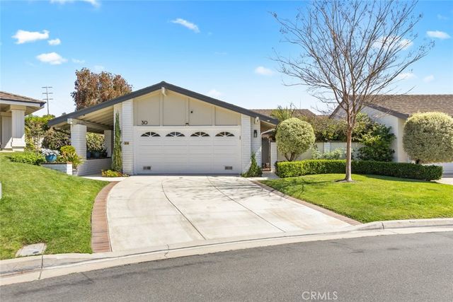 30 Jetty Drive, Corona Del Mar, CA 92625