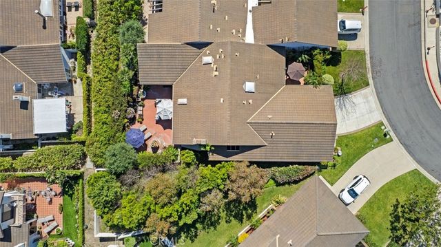 30 Jetty Drive, Corona Del Mar, CA 92625