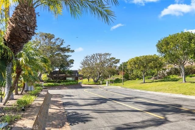 30 Jetty Drive, Corona Del Mar, CA 92625