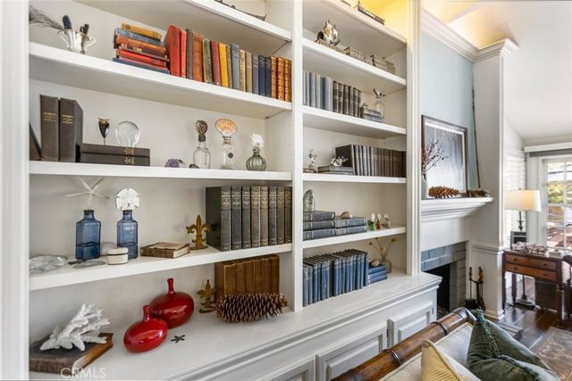 30 Jetty Drive, Corona Del Mar, CA 92625