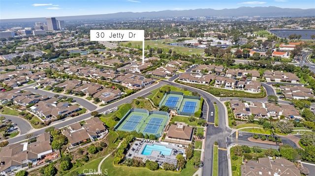 30 Jetty Drive, Corona Del Mar, CA 92625