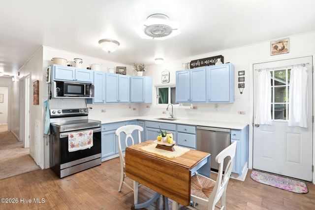 1203 Ocean Trail Court SW, Supply, NC 28462
