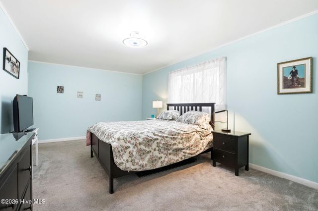 1203 Ocean Trail Court SW, Supply, NC 28462