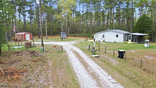 1203 Ocean Trail Court SW, Supply, NC 28462