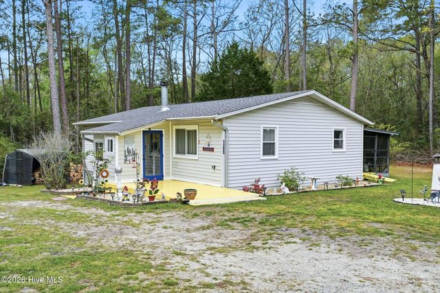 1203 Ocean Trail Court SW, Supply, NC 28462